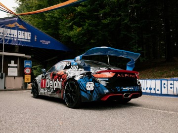Debiut pierwszego Delphi Art Car